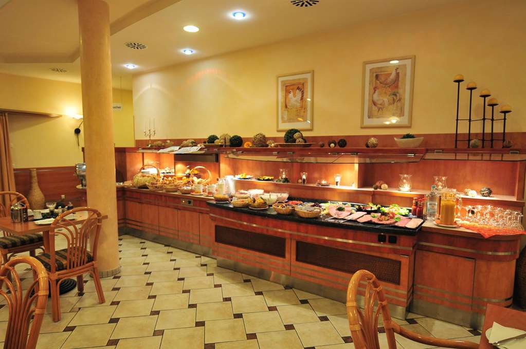 AKZENT Hotel Stadt Schlüchtern ***S Restaurante foto